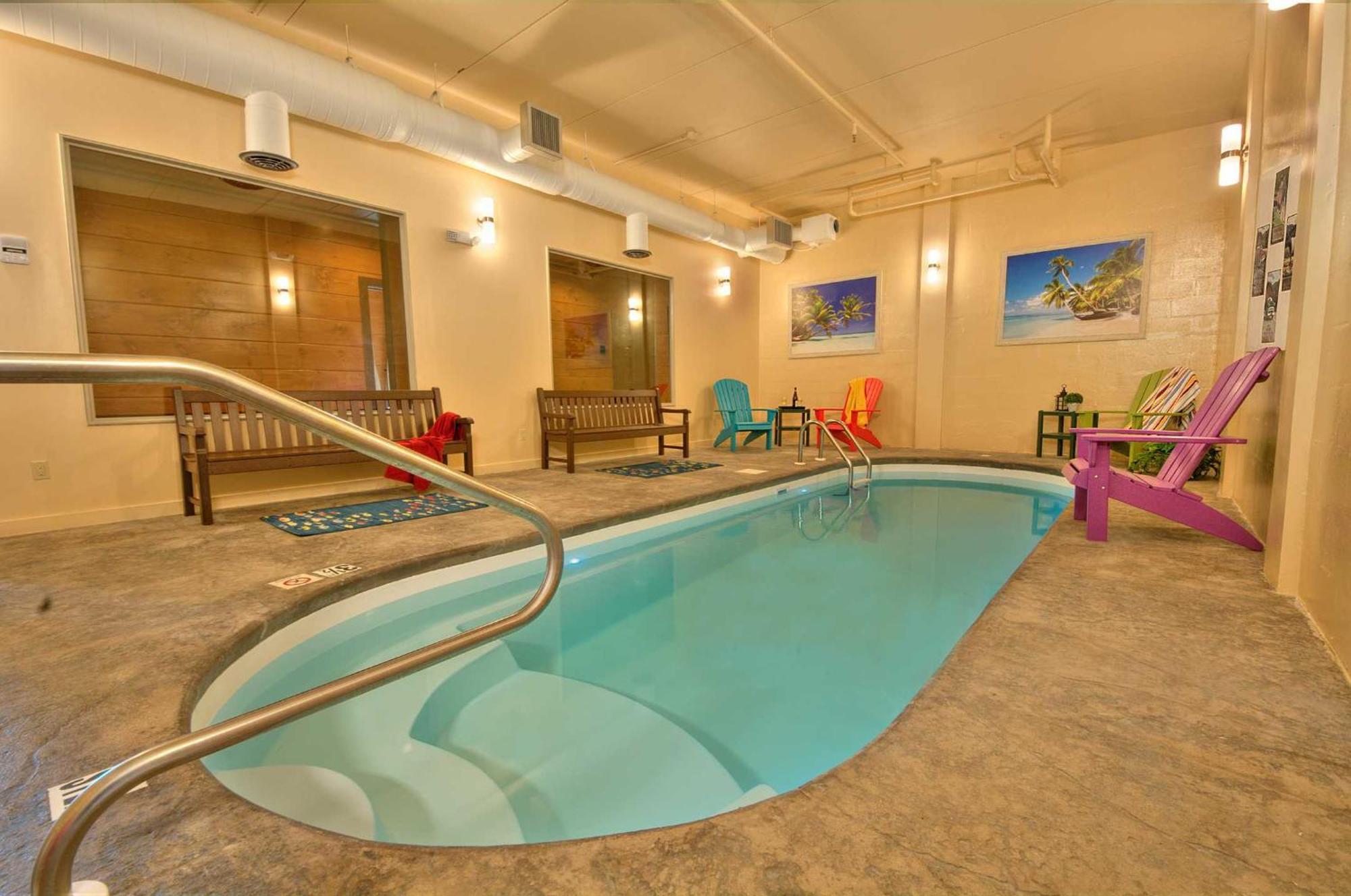 Skyview Mansion:13Bdrm, 17Bath, Sleeps 70, Indoor Pool, Amazing Views Villa Pigeon Forge Buitenkant foto