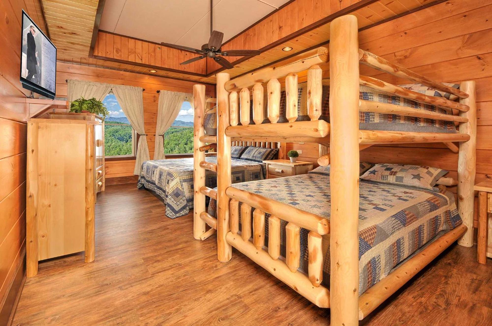 Skyview Mansion:13Bdrm, 17Bath, Sleeps 70, Indoor Pool, Amazing Views Villa Pigeon Forge Buitenkant foto